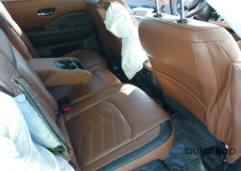 2022 Nissan Pathfinder Platinum 2Wd z USA, uszkodzony, nr VIN 5N1DR3DG6NC243765